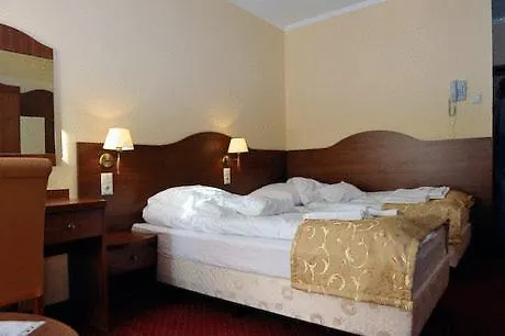 Guest house Przy Milej 3*